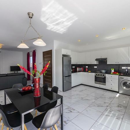 Protaras Villa Hollywood מראה חיצוני תמונה