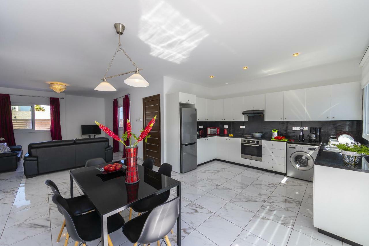 Protaras Villa Hollywood מראה חיצוני תמונה