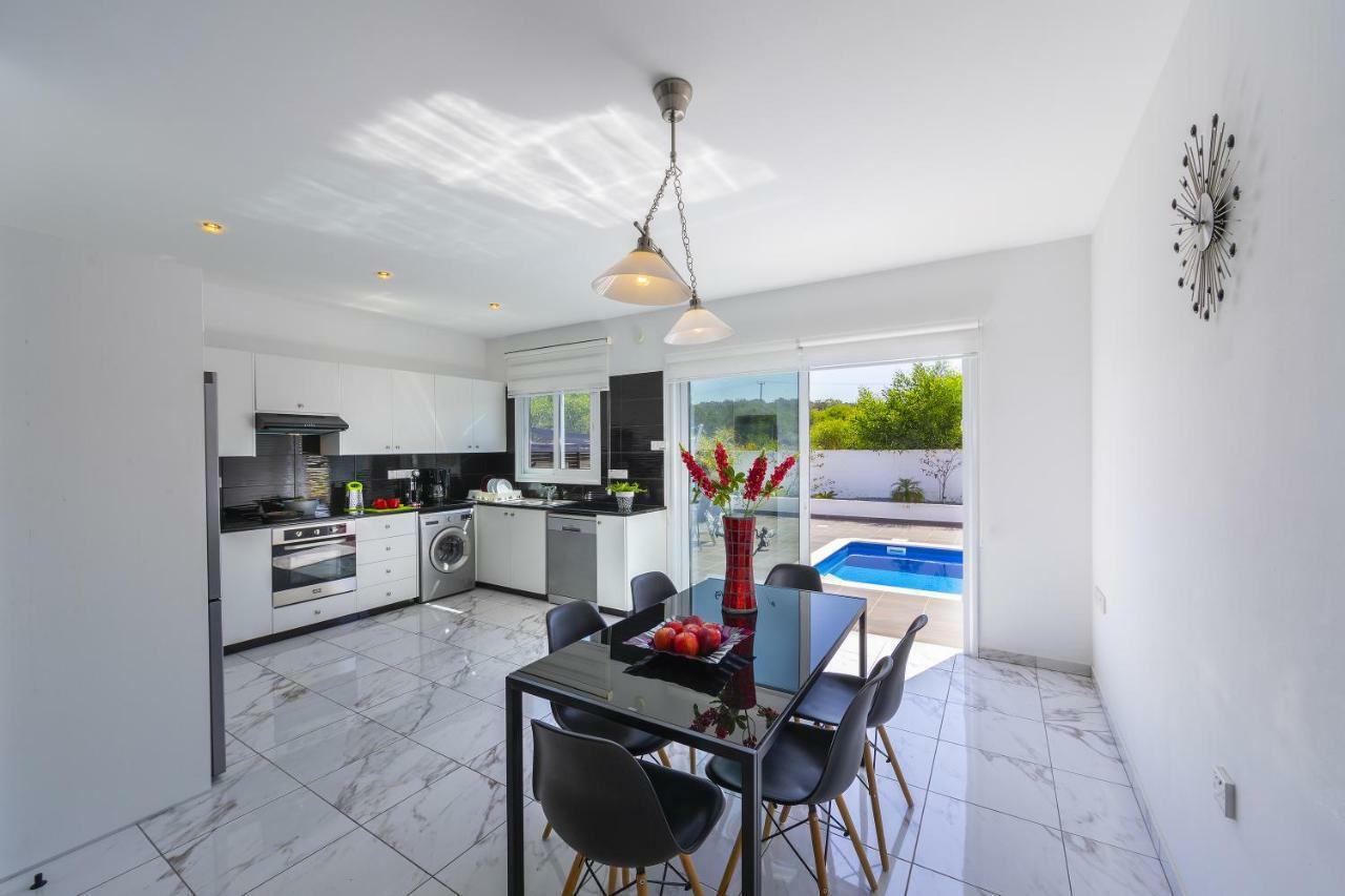 Protaras Villa Hollywood מראה חיצוני תמונה