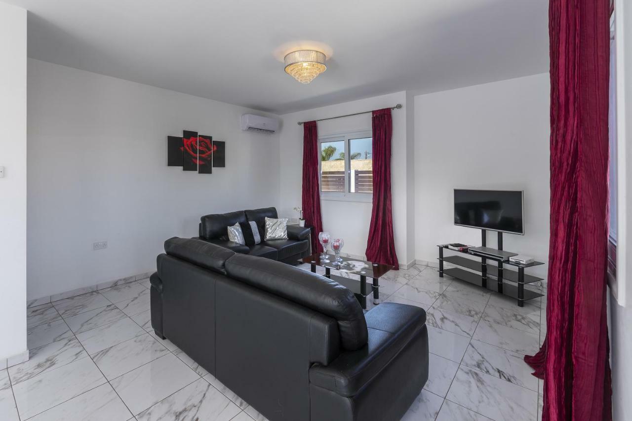 Protaras Villa Hollywood מראה חיצוני תמונה
