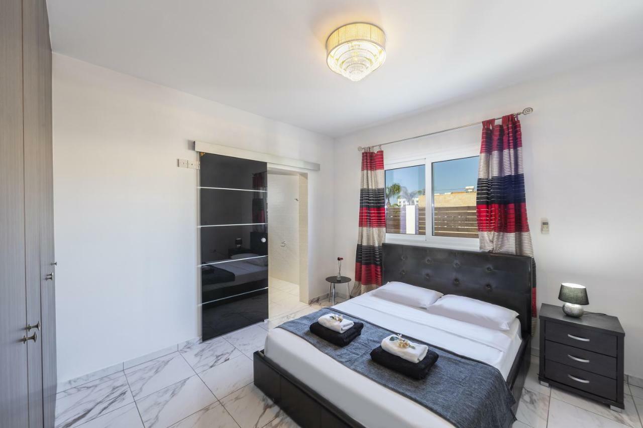 Protaras Villa Hollywood מראה חיצוני תמונה